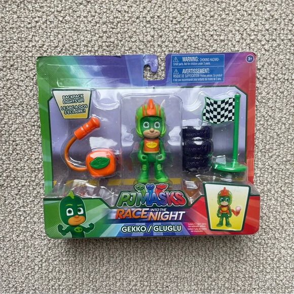 PJ Masks Race Into The Night Gekko Playset Light Up Backpack 2017 Just Play  Toy - Picture 1 of 2